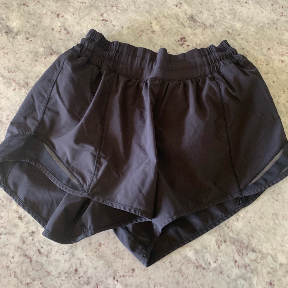 Hotty Hot Lined Low-Rise 4” Shorts